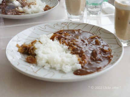 六花亭のハヤシライス