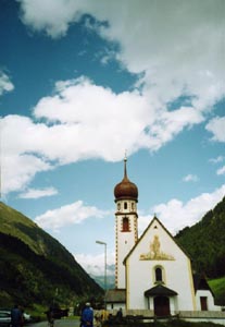フェント村の教会